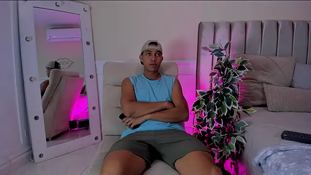 Snapshot of Joseph_smith_ chatting on 13, 4, 2026 Joseph smith online show from 13, 4, 2026