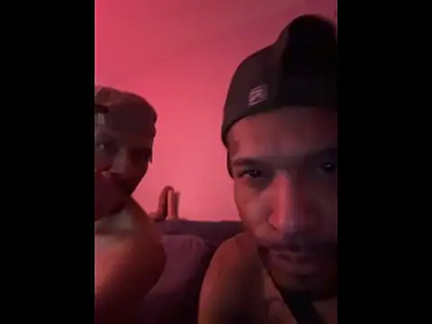 Snapshot of JRNBLU44 chatting on 4, 4, 2026 JRNBLU44 online show from 4, 4, 2026