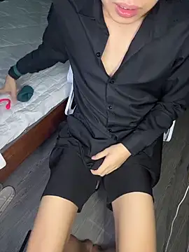Snapshot of tuanhip chatting on 8, 5, 2026 tuanhip online show from 8, 5, 2026