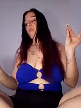 Snapshot of EmmaWillow chatting on 20, 4, 2026 EmmaWillow online show from 20, 4, 2026