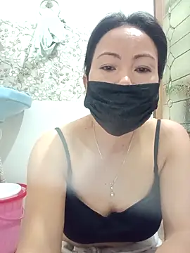 Bristy BigBoobs online show from 5, 4, 2026