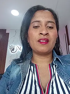 Snapshot of SofiaMendez1_ chatting on 25, 5, 2026 SofiaMendez1 online show from 25, 5, 2026