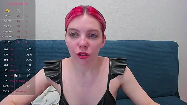 Snapshot of Marie_Reyess chatting on 8, 6, 2026 Marie Reyess online show from 8, 6, 2026