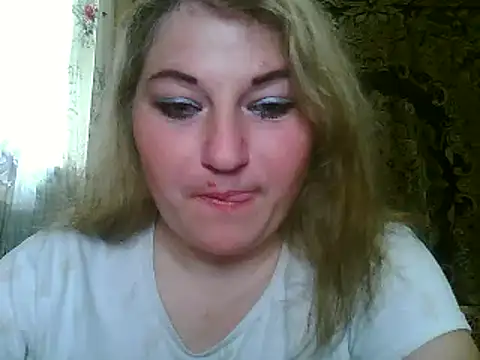 Snapshot of Xuliganka86 chatting on 15, 4, 2026 Xuliganka86 online show from 15, 4, 2026