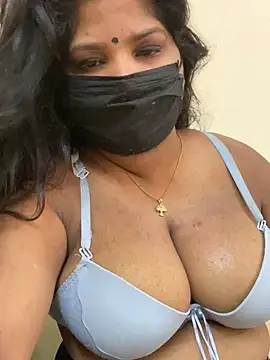 Snapshot of Shalu_naughty69 chatting on 6, 7, 2026 Shalu naughty69 online show from 6, 7, 2026