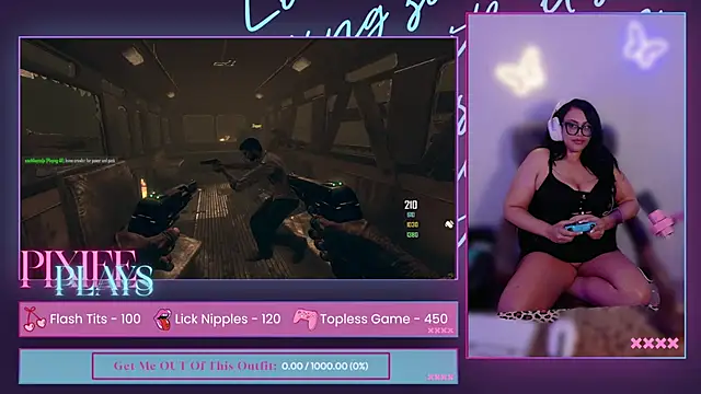 Snapshot of PixieePlays chatting on 13, 4, 2026 PixieePlays online show from 13, 4, 2026