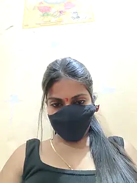 Snapshot of shreyaverma899 chatting on 13, 4, 2026 shreyaverma899 online show from 13, 4, 2026