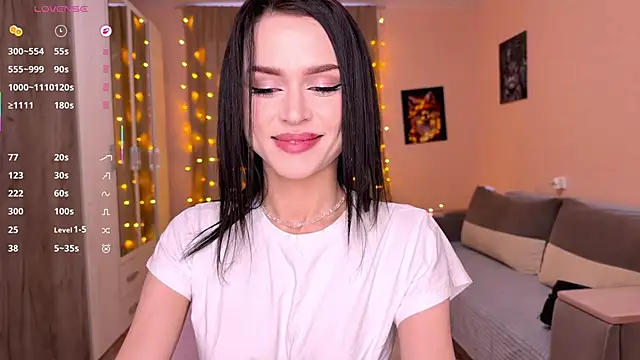 Snapshot of PlayfulLea chatting on 12, 5, 2026 PlayfulLea online show from 12, 5, 2026