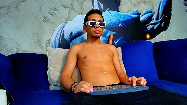 Snapshot of enzo_soto chatting on 11, 4, 2026 enzo soto online show from 11, 4, 2026