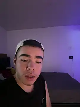 HeatVibeX online show from 8, 4, 2026