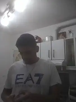 Snapshot of armanidj7 chatting on 8, 4, 2026 armanidj7 online show from 8, 4, 2026