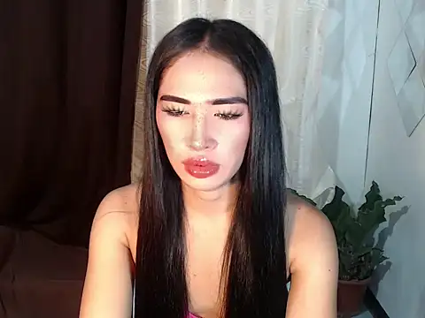 urasiankylie online show from 18, 5, 2026