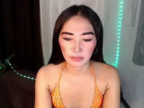 Snapshot of urasiankylie chatting on 21, 6, 2026 urasiankylie online show from 21, 6, 2026
