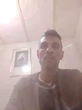 Snapshot of Guillelp chatting on 13, 6, 2026 Guillelp online show from 13, 6, 2026