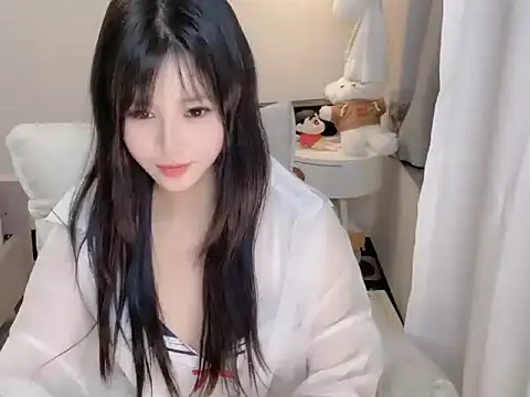 Snapshot of chenchen373 chatting on 4, 4, 2026 chenchen373 online show from 4, 4, 2026