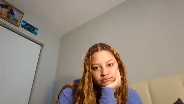 Snapshot of madzbailey chatting on 15, 5, 2026 madzbailey online show from 15, 5, 2026