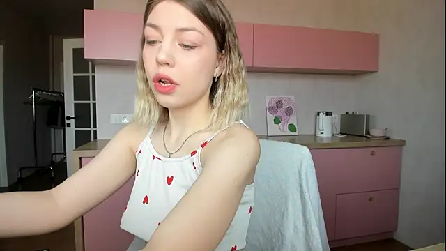 Snapshot of uma_like chatting on 26, 4, 2026 uma like online show from 26, 4, 2026
