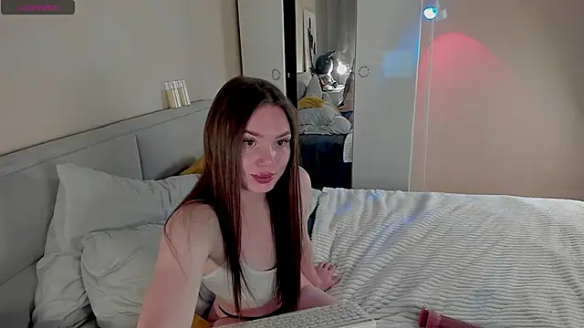 Snapshot of Aphrodite_Portman chatting on 14, 5, 2026 Aphrodite Portman online show from 14, 5, 2026