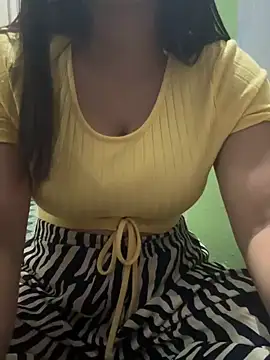 Snapshot of miyaababy00 chatting on 31, 5, 2026 miyaababy00 online show from 31, 5, 2026