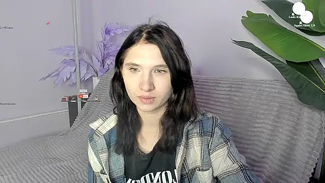 Snapshot of Kitty_Blondie chatting on 25, 5, 2026 Kitty Blondie online show from 25, 5, 2026