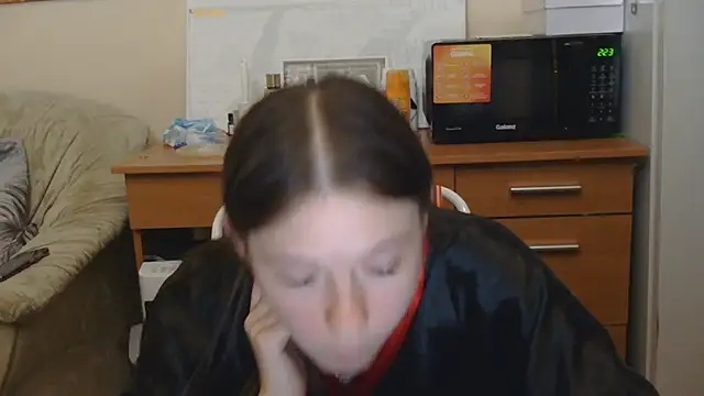 Snapshot of JessicaHolland1 chatting on 8, 7, 2026 JessicaHolland1 online show from 8, 7, 2026