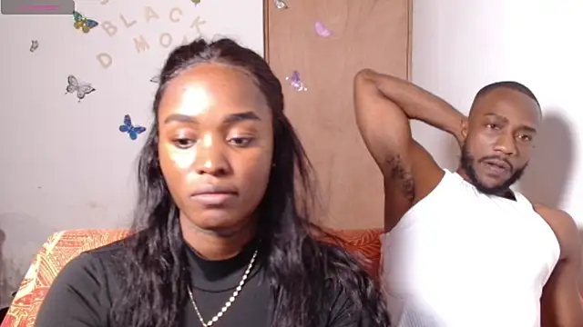 Snapshot of YANADEBAYO chatting on 18, 4, 2026 YANADEBAYO online show from 18, 4, 2026