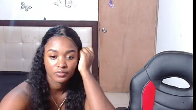 Snapshot of YANADEBAYO chatting on 2, 5, 2026 YANADEBAYO online show from 2, 5, 2026