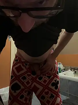 mobydick77 online show from 3, 4, 2026