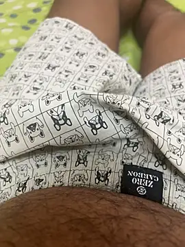 Snapshot of Rahul_the_playboy chatting on 12, 4, 2026 Rahul the playboy online show from 12, 4, 2026