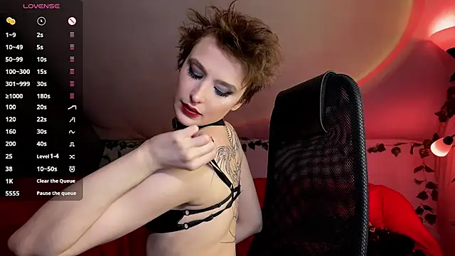 Snapshot of RebeNoir chatting on 11, 5, 2026 RebeNoir online show from 11, 5, 2026