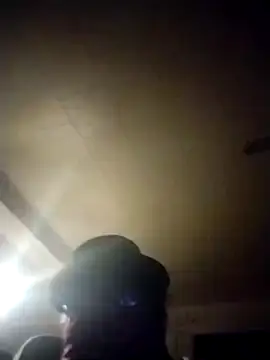 Snapshot of charlieec389 chatting on 4, 4, 2026 charlieec389 online show from 4, 4, 2026