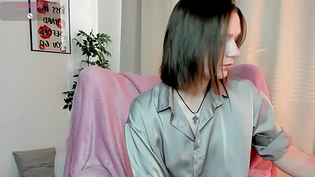 Snapshot of kirarogersss chatting on 9, 4, 2026 kirarogersss online show from 9, 4, 2026
