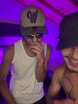 Cuteathleticboys online show from 11, 4, 2026