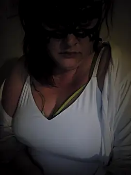 Snapshot of Blondibaby chatting on 17, 4, 2026 Blondibaby online show from 17, 4, 2026