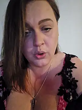 Snapshot of Blondibaby chatting on 4, 5, 2026 Blondibaby online show from 4, 5, 2026