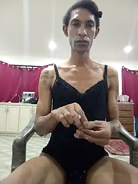 TranzPiggy online show from 5, 4, 2026