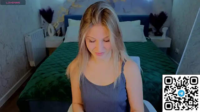 Snapshot of Angelina_Becker chatting on 19, 5, 2026 Angelina Becker online show from 19, 5, 2026