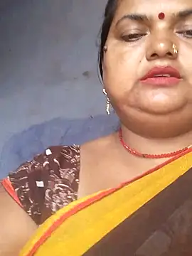 Snapshot of Desi_hot_bhabhi01 chatting on 23, 7, 2026 Desi hot bhabhi01 online show from 23, 7, 2026