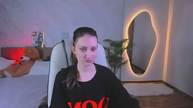  SummerLila online show from 6, 4, 2026