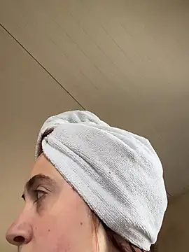 lilocababy online show from 8, 4, 2026