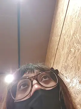 Snapshot of vivi_panda chatting on 14, 5, 2026 vivi panda online show from 14, 5, 2026