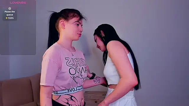 CindyPoster online show from 7, 4, 2026