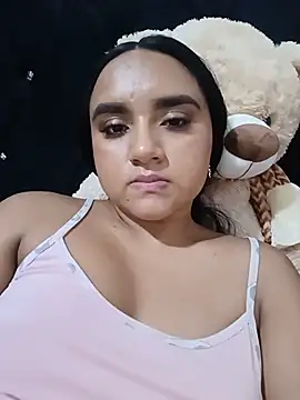 Snapshot of Valentina_Narvaez chatting on 18, 6, 2026 Valentina Narvaez online show from 18, 6, 2026