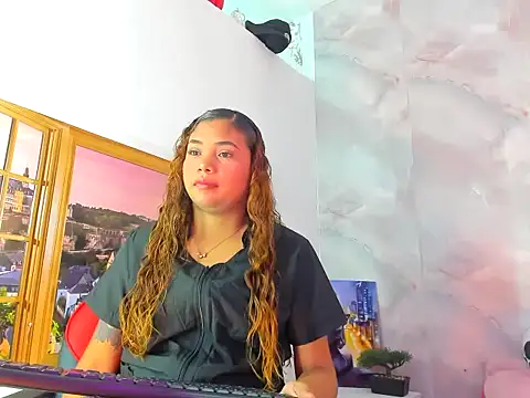 EllyBloom online show from 5, 4, 2026