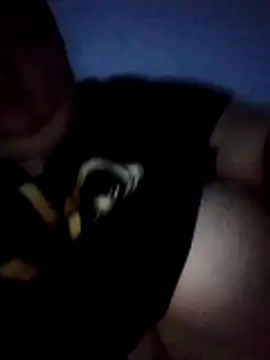 Snapshot of criscvwolff99 chatting on 8, 4, 2026 criscvwolff99 online show from 8, 4, 2026