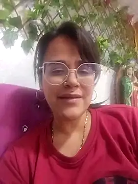 Snapshot of rochylinda chatting on 30, 4, 2026 rochylinda online show from 30, 4, 2026