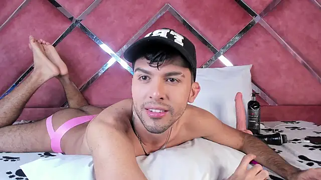 Snapshot of RodrigoColby2 chatting on 18, 5, 2026 RodrigoColby2 online show from 18, 5, 2026