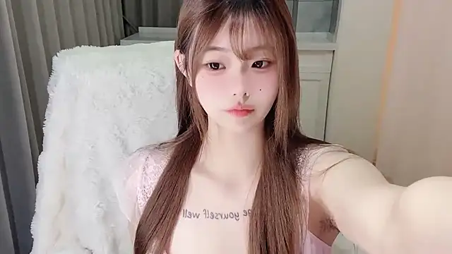 Snapshot of xiaoyugan_cute chatting on 27, 4, 2026 xiaoyugan cute online show from 27, 4, 2026