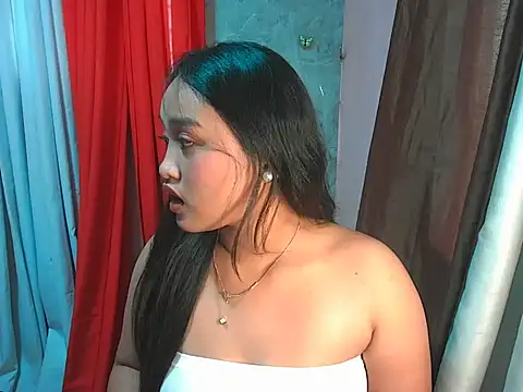 Snapshot of ur_truelyhot_dre chatting on 15, 4, 2026 ur truelyhot dre online show from 15, 4, 2026