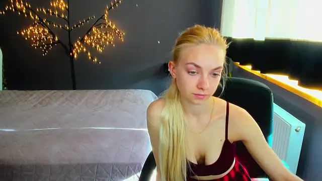Snapshot of SonnySofia chatting on 28, 4, 2026 SonnySofia online show from 28, 4, 2026